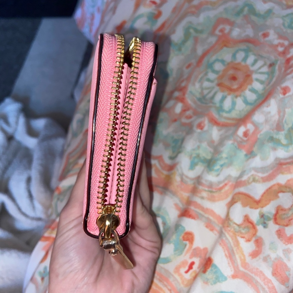 Wallet - Picture 4 of 5